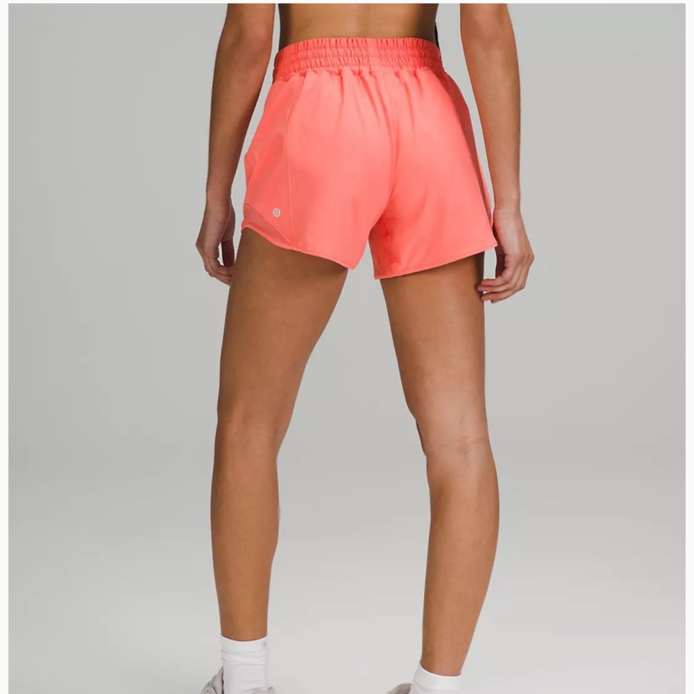 Lululemon size 6 Raspberry cream shorts
